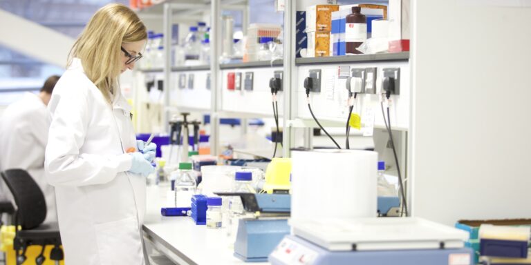 Manchester Cancer Research Centre - 